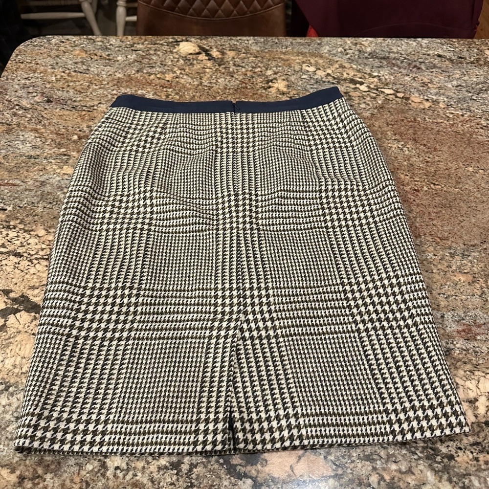Boden Olive Green & Cream Plaid Houndstooth British Tweed A-Line Skirt - Picture 3 of 9